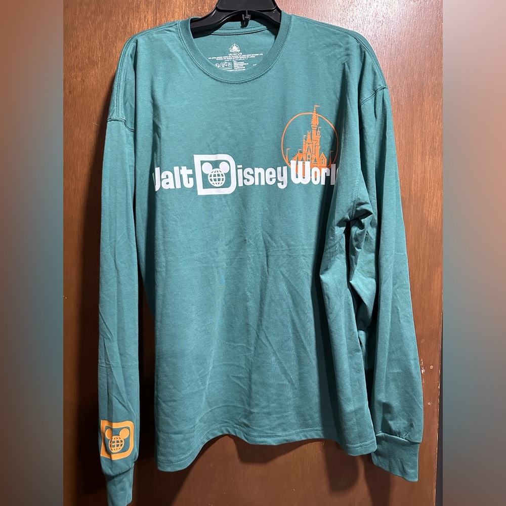 Disney long sleeve tee